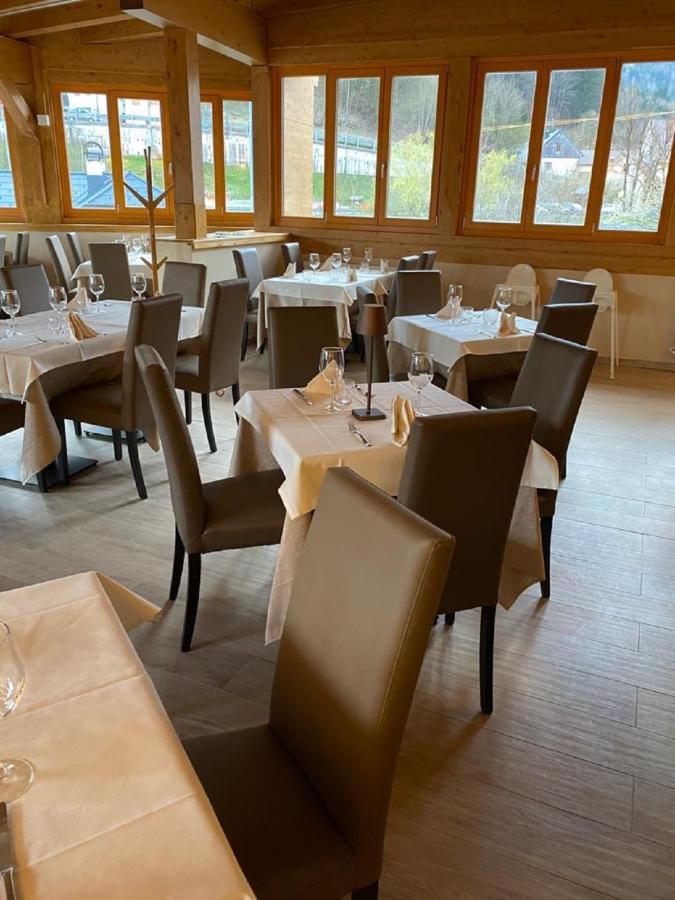 Hotel Trieste タルヴィージオ エクステリア 写真
