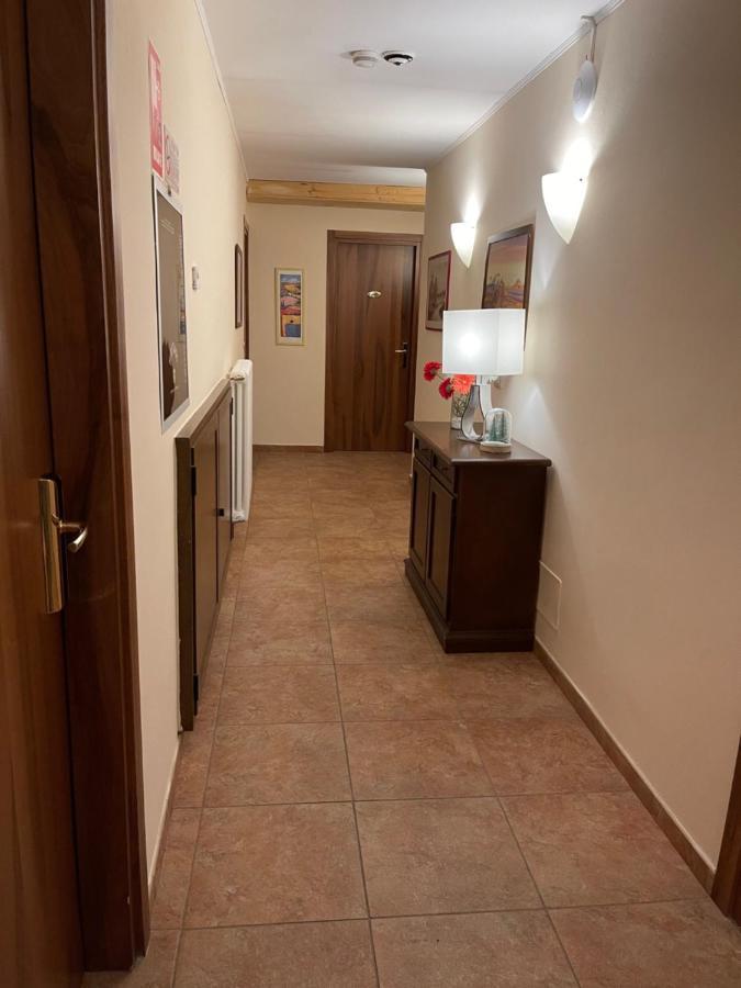 Hotel Trieste タルヴィージオ エクステリア 写真