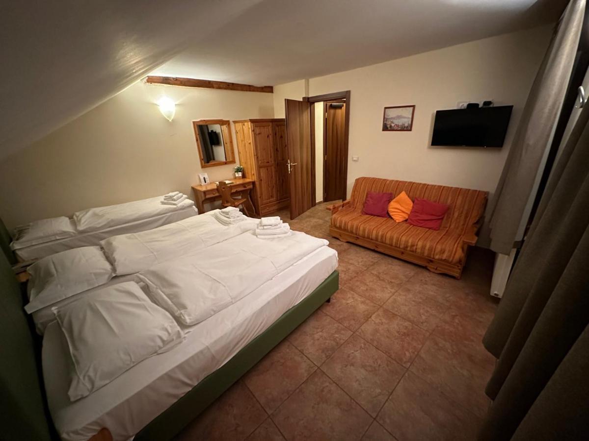 Hotel Trieste タルヴィージオ エクステリア 写真